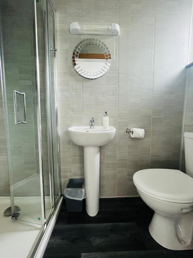 Wild Atlantic Way Rentals เคนแมร์ ภายนอก รูปภาพ